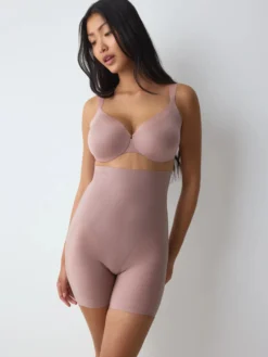 BMU ILLUSION CURVE