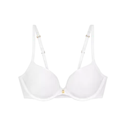 BODY MAKE-UP ESSENTIALS