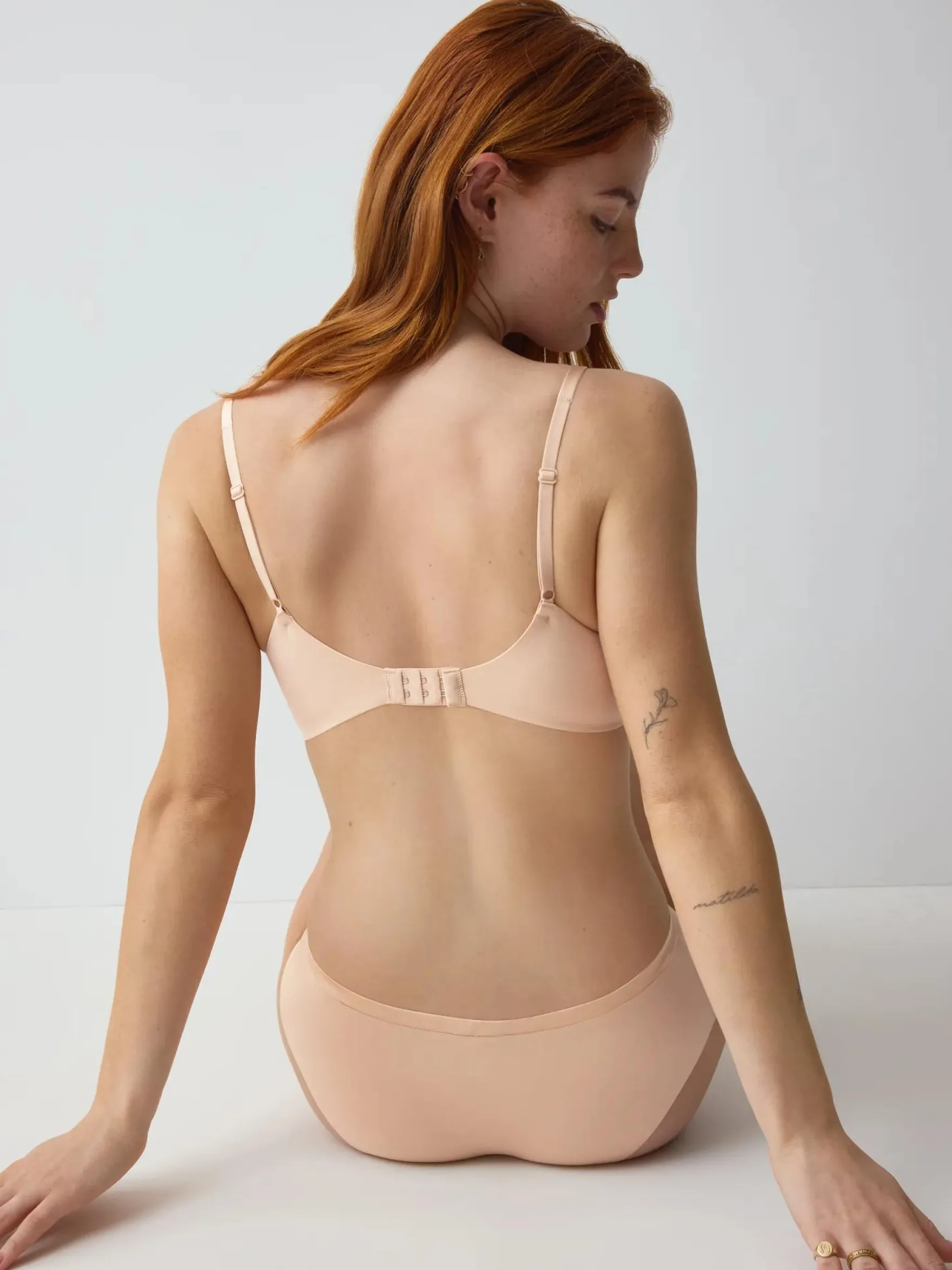 BODY MAKE-UP SOFT TOUCH
